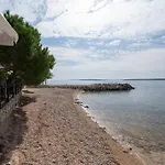 Apartman With Parking Space Mandre, Pag - 9420